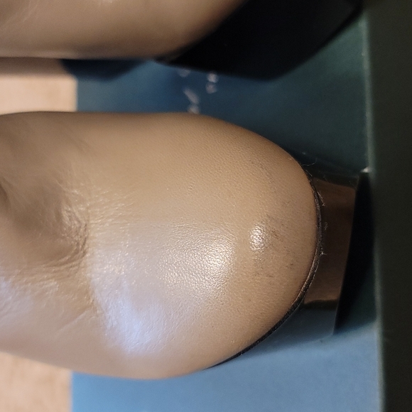 Great condition Robert Clergerie slides - Picture 13 of 17